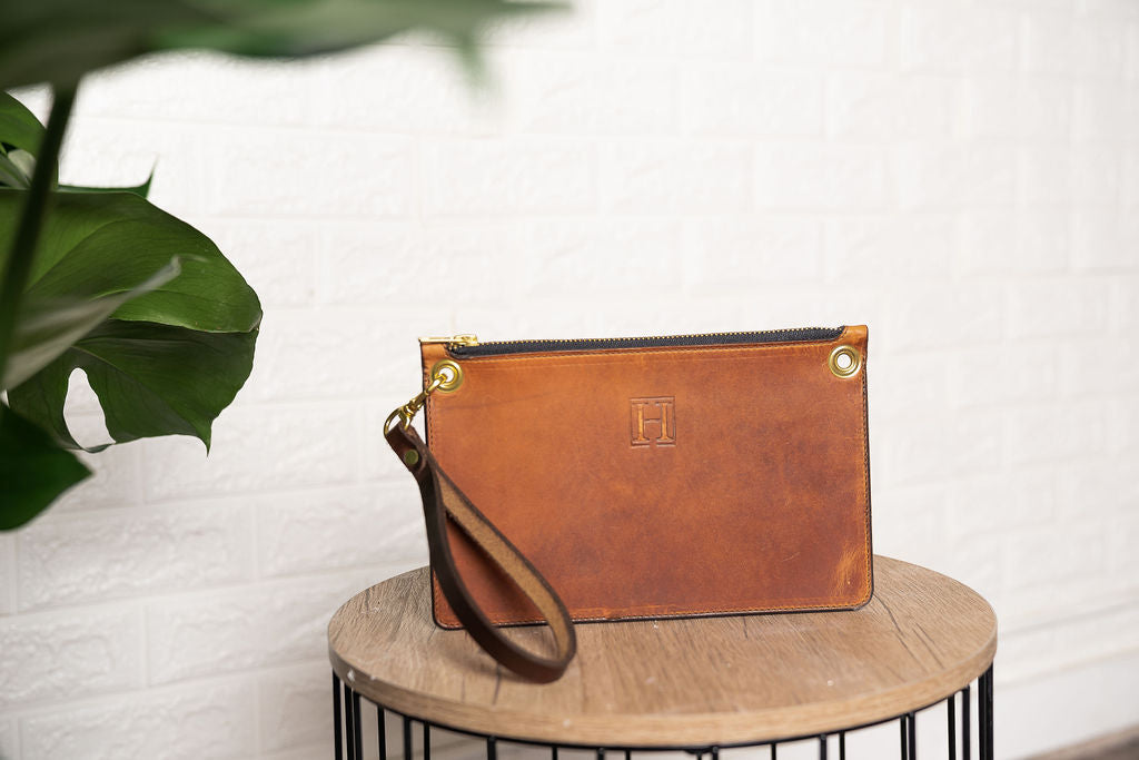 Natural Dublin Clutch Purse